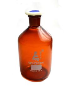 Reagent bottles with polypropylene stopper, amber, narrow mouth