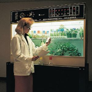 Biotronette Environmental Chamber